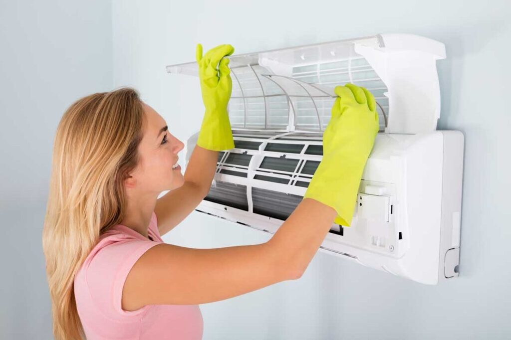 Aprenda a como limpar o ar-condicionado e ter um ambiente saudável